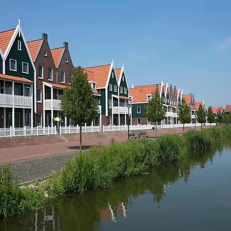 Style On The Markermeer Volendam
